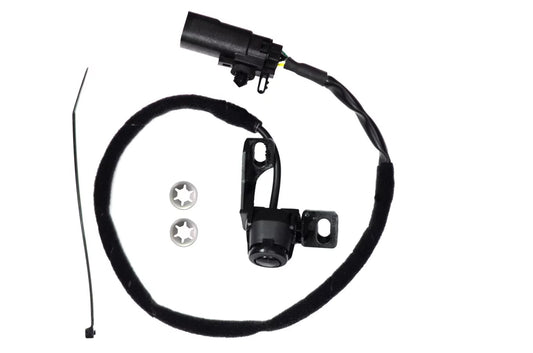 PT Auto Warehouse BUCFO-505 - Park Assist Back Up Camera Fits select: 2008 FORD F150, 2008 LINCOLN MARK LT